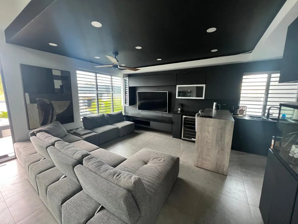Utopia Luxury Villa Атильо